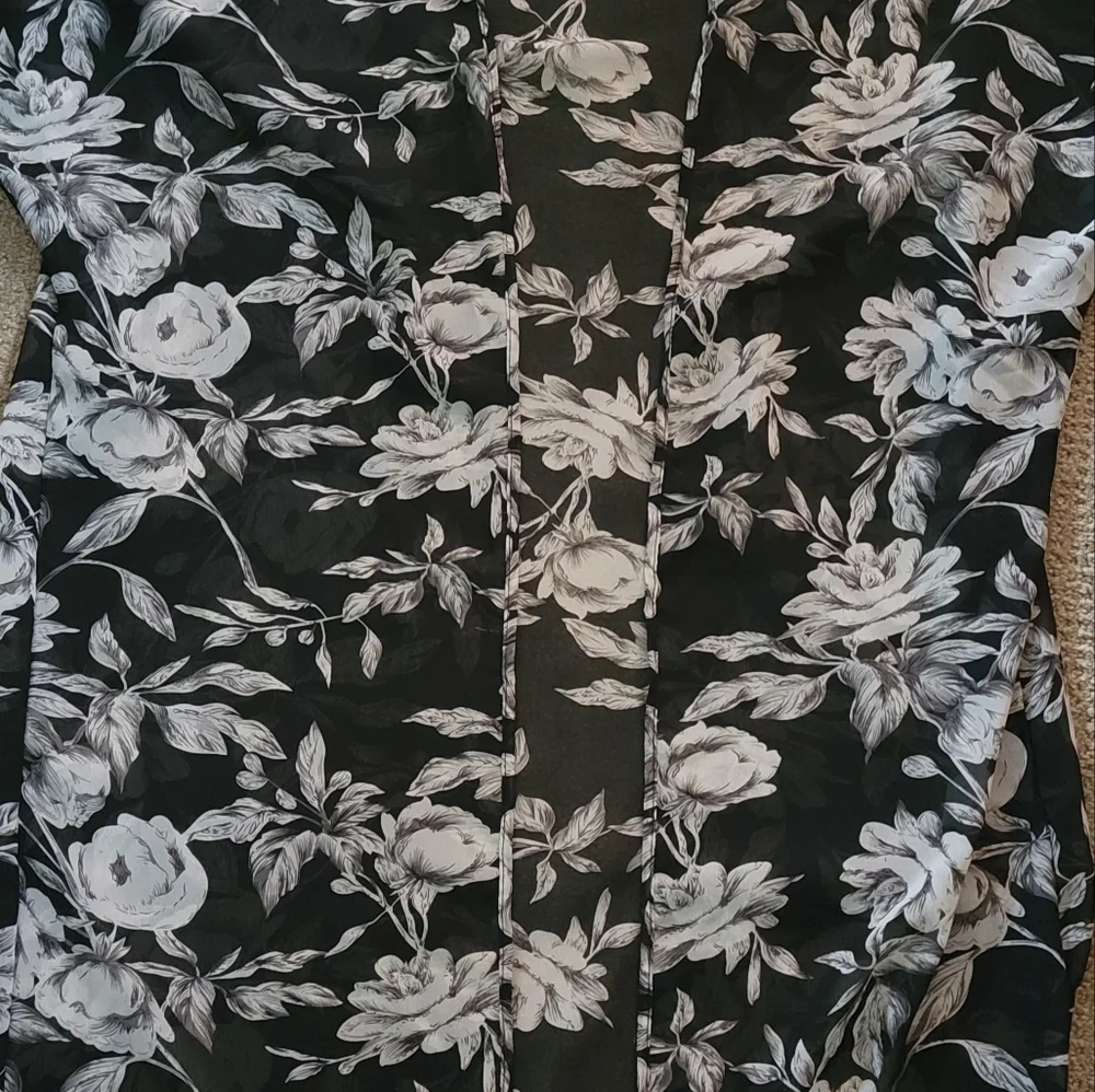Lida Collection Floral Black and White Sheer Coverup Flowy Vest - Picture 5 of 10